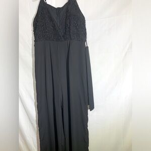 3/$28❤️SHEIN Black V-neck jumper size XL